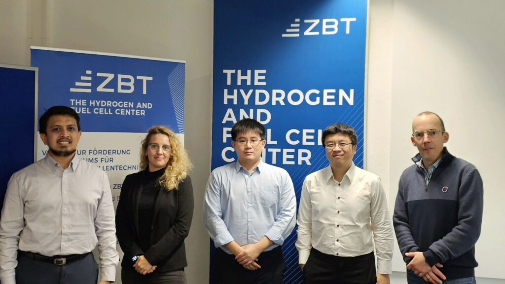 Delegation von A*Star aus Singapur (mit Chew Xingying, Desmond Chua, Muhd Zafir Bin Mohd Nasir, Deborah Rapp und Dr. Christian Spitta)